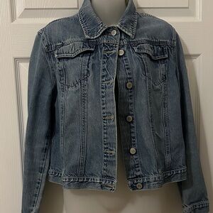 GAP Classic Distressed Blue Jean Denim Jacket Size Large Barn Jacket